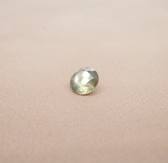 Stunning Yellow Green Montana Sapphire, 1.05ct