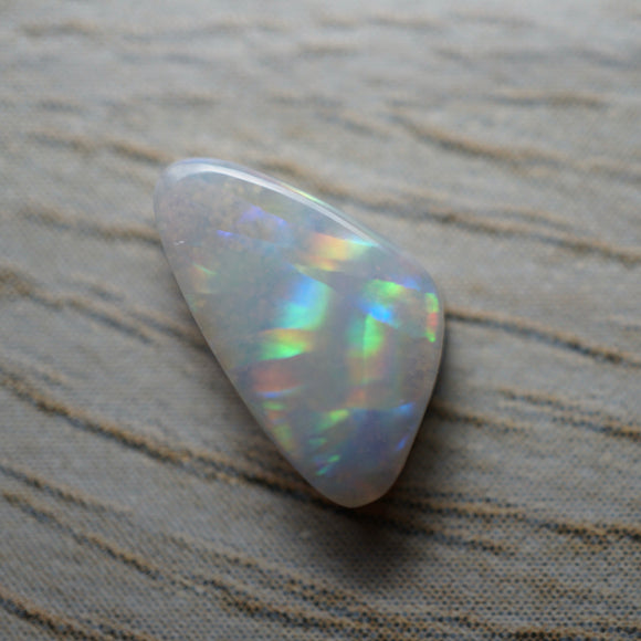Rare Pattern Australian Opal, 1ct