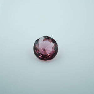 0.65ct | Round | Garnet