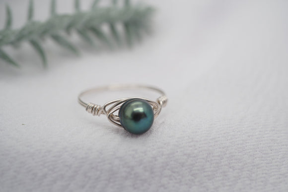 Black Freshwater Pearl Ring